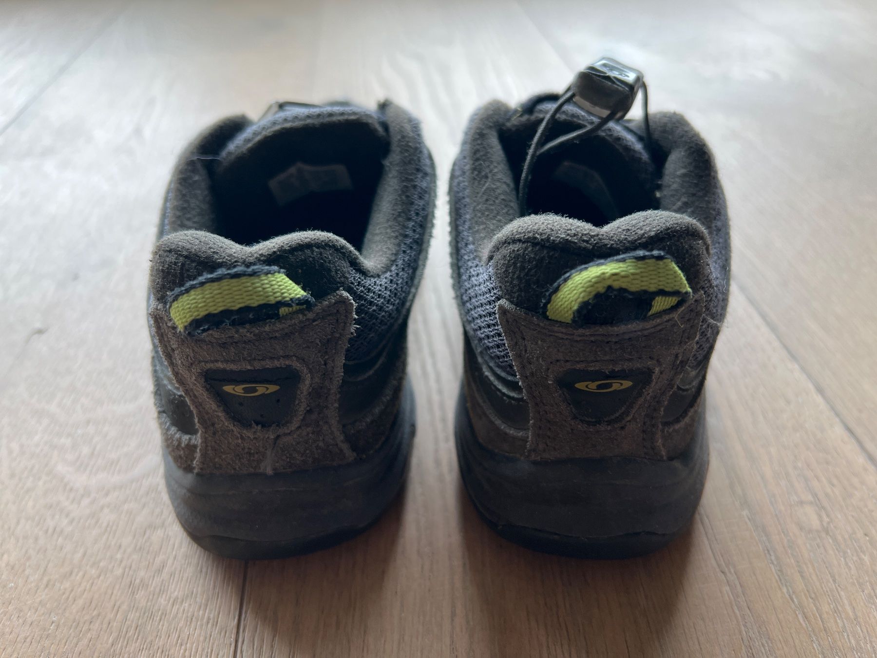 Salomon Scarpe per ragazzi: Salomon Trekkingschuhe, Gr. 31 – Usato da Kallnach venduto da Thetrader 2