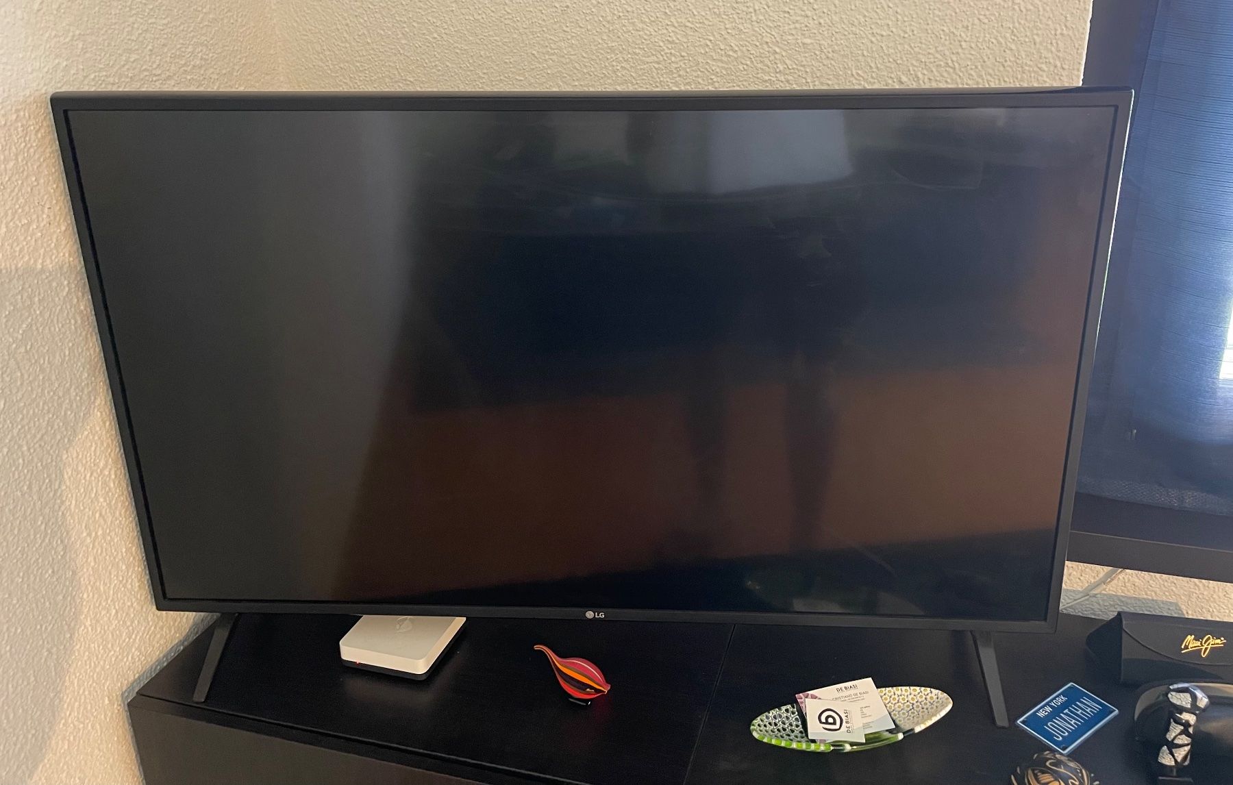 LG Fernseher: Télévision LG 43UM7100. UHD 4K – Gebraucht aus Kriens von jon_k2nw