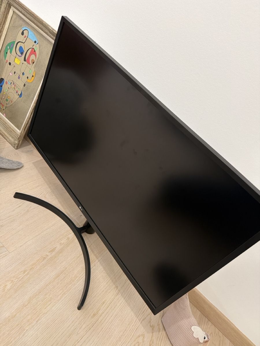 Monitore: Monitor LG 32UK550 32 4K – Gebraucht aus Mont-sur-Lausanne von sashwindow 4
