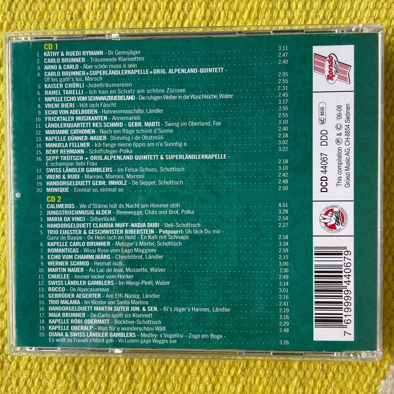 CDs: 40 SCHWIIZER HITS-2CD 40 SCHWIIZER HITS – Gebraucht aus Rorschacherberg von CD-Roli 1