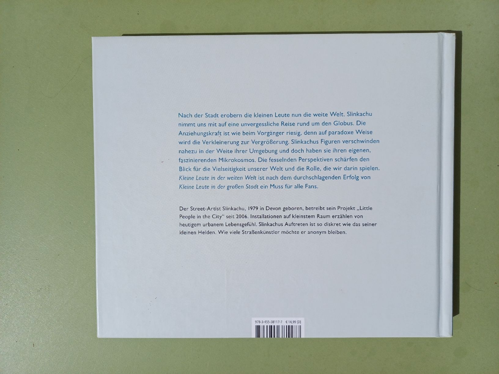 Libri: Slinkachu "Kleine Leute in der weiten Welt"   – Usato da Begnins venduto da Drastic-Sound 1