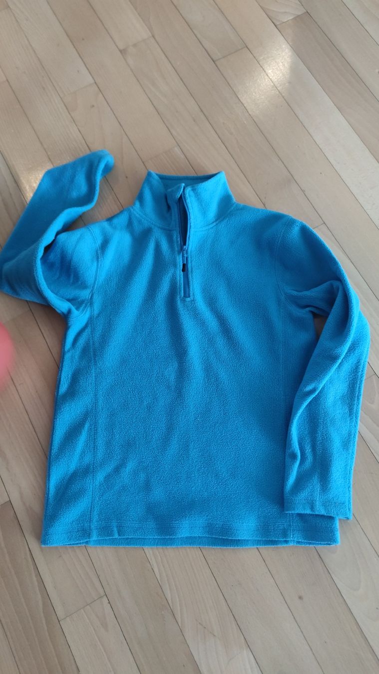 Maglioni & Felpe: Fleece Gr 140 – Usato da Würenlos venduto da munika