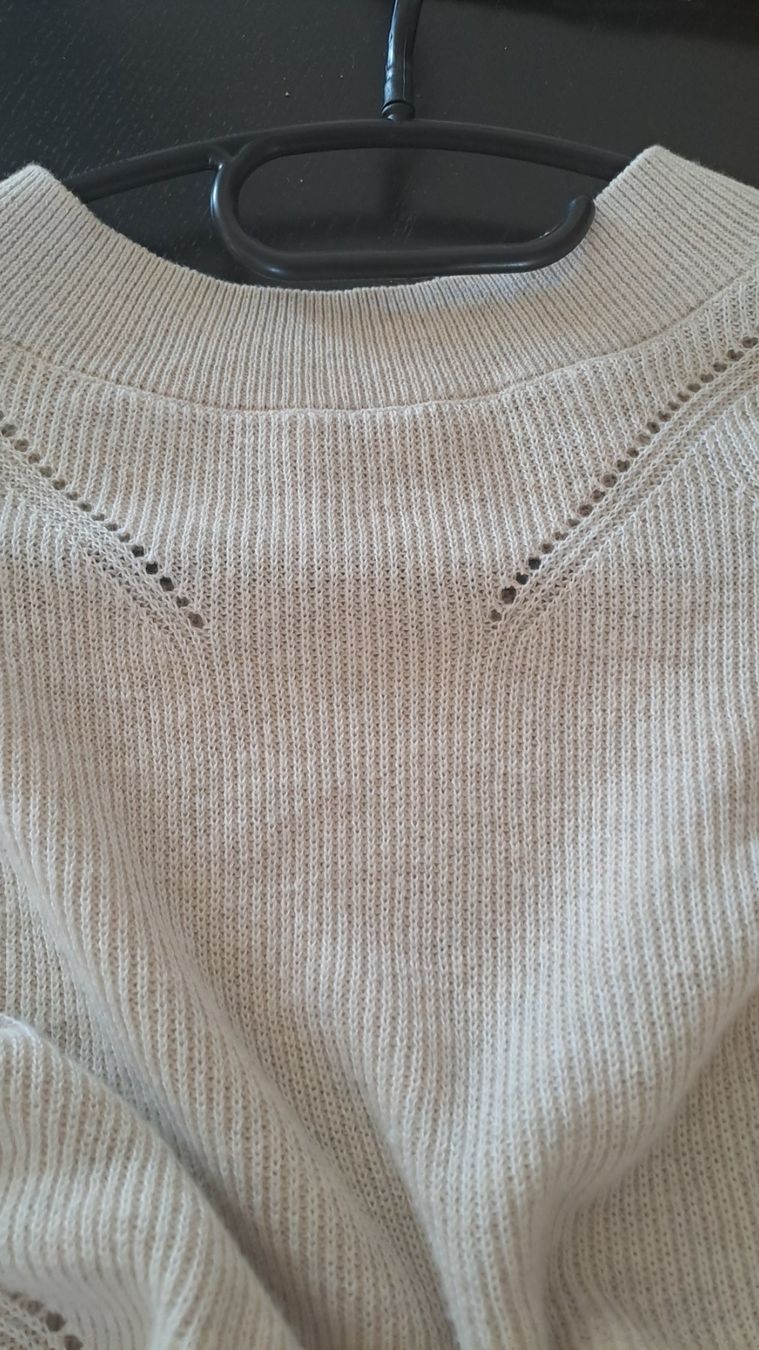 Esprit Maglioni & Felpe: Pull style poncho ESPRIT beige M – Nuovo (secondo la descrizione) da Delémont venduto da nan_8by9 1