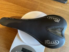 Selle Italia SLR Carbonio Sattel neu 162g!