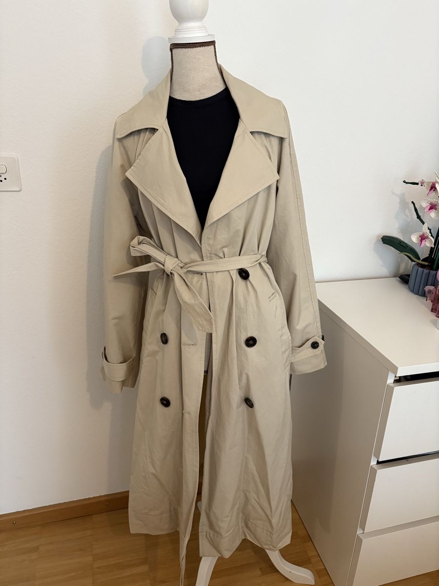 Cappotti: Klassischer Trenchcoat, beige, Grösse XS – Nuovo (secondo la descrizione) da Arlesheim venduto da Charlotte.grm