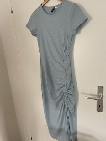 Sommerliches, hellblaues Kleid von H&M - Grösse M