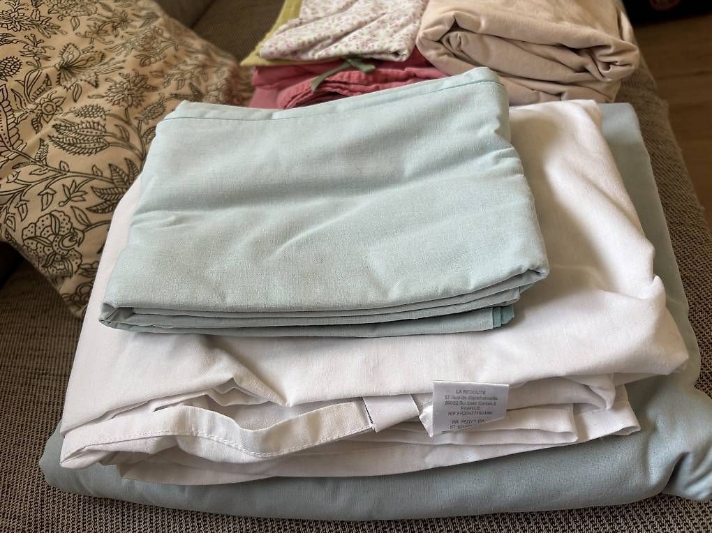 Biancheria da letto: Bettwäsche 140x190 – Usato da Alpnachstad venduto da mar_6ckd 2