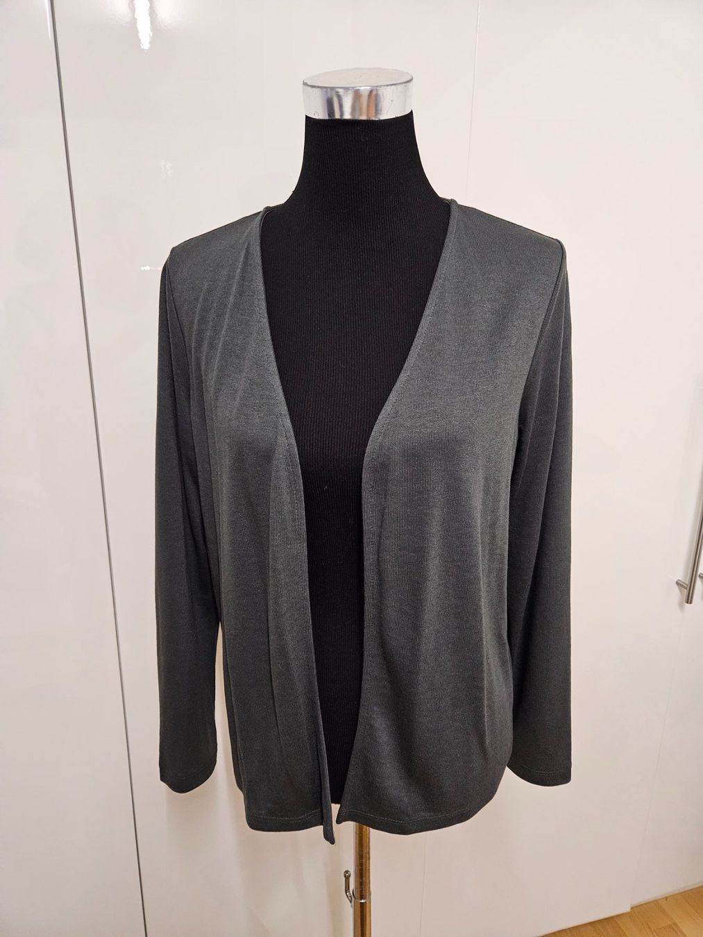 Giacche: Strickjacke, Street One – Nuovo (secondo la descrizione) da Wiesendangen venduto da Sinhuk