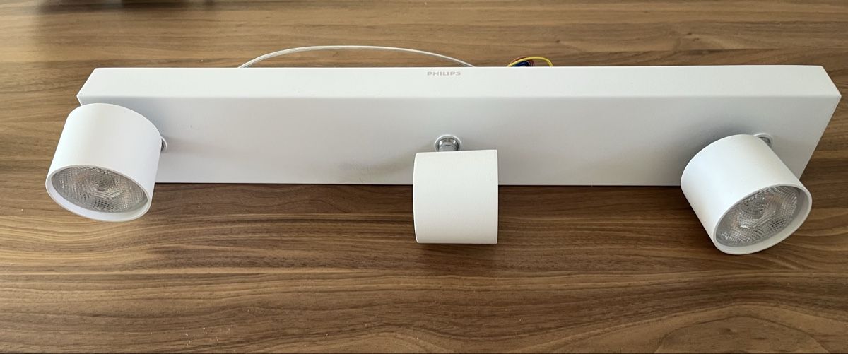 Philips Kronleuchter & Deckenlampen: Deckenleuchte Philips Weiss 3 Spots funktionstüchtig – Gebraucht aus Wohlen AG von l_a_6snl