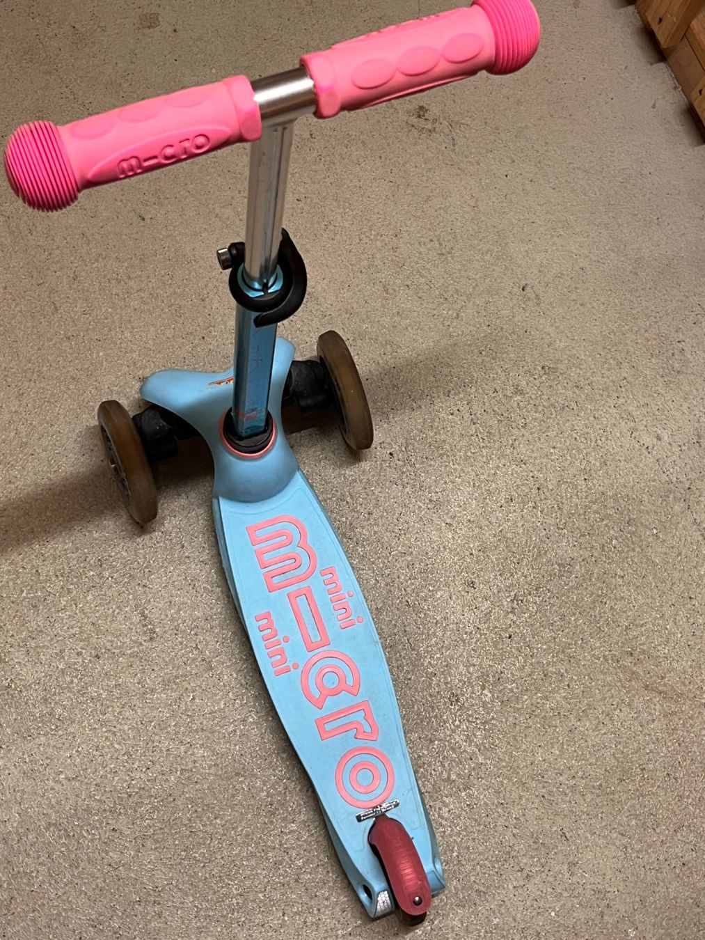 Micro Kickboard: Micro Mini – D'occasion à Bonstetten par wieselflora