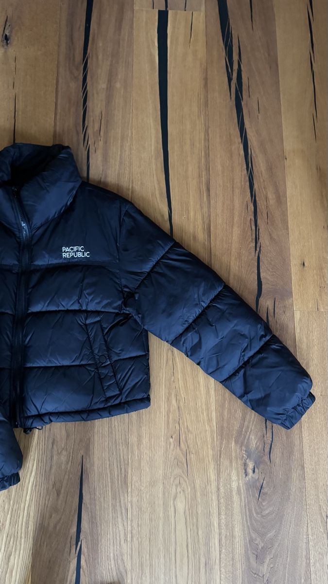 Pull&Bear Giacche: Puffer Jacke Pull&Bear schwarz – Usato da Weinfelden venduto da aline.brc 1