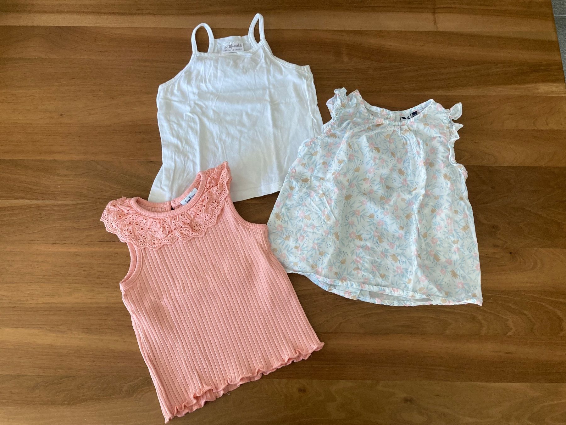 Lotti & Set di vestiti: Mädchen Paket Grösse 86 – Usato da Fieschertal venduto da Jordanja11 4