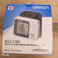 Omron RS3 wrist blood pressure monitor