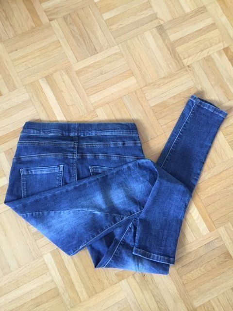 Jeans: Jeans mit Kordel Gr. S, Neu! – Nuovo (secondo la descrizione) da Walenstadt venduto da ricamul 8
