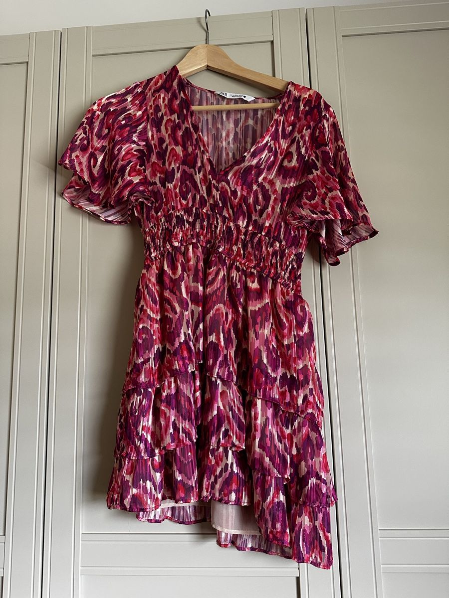 Zara Kleider: Robe courte imprimée rose violette taille S – Gebraucht aus Moudon von nessaja22