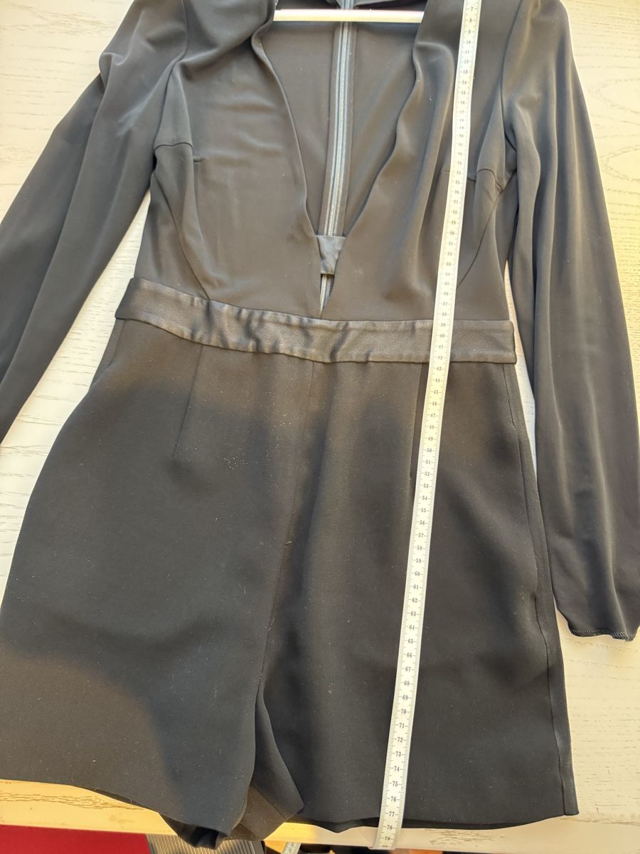 Diane von Furstenberg Jumpsuits: Elegant Black Jumpsuit by DVF Size 6 – Gebraucht aus Hurden von rac_wyf8 4