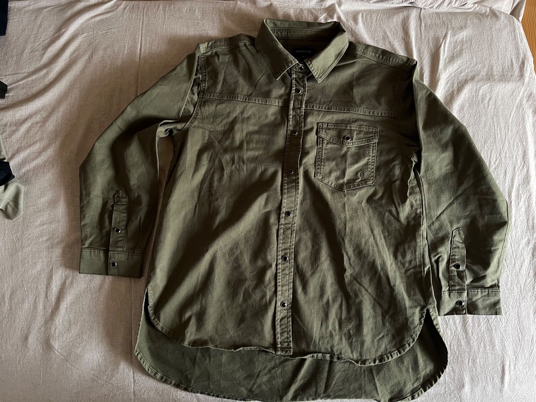 Anine Bing Jacken: Neue Anine Bing Overshirt Sloan – Neu und originalverpackt aus Wettingen von epe_9vbf 6