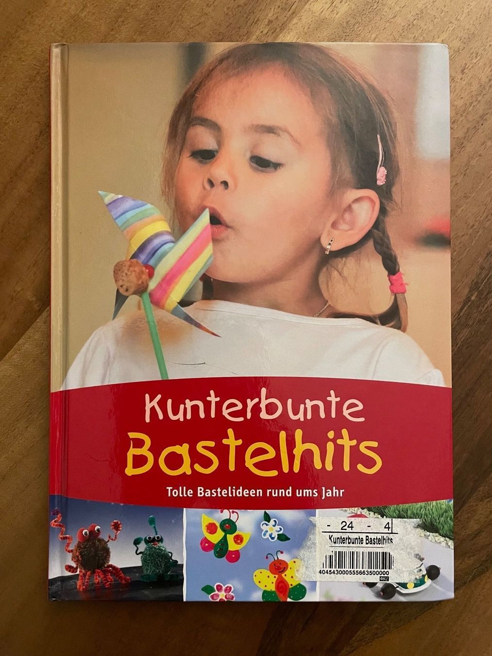 Bücher: Buch Kunterbunte Bastelhits – Gebraucht aus Seewen von dvh05