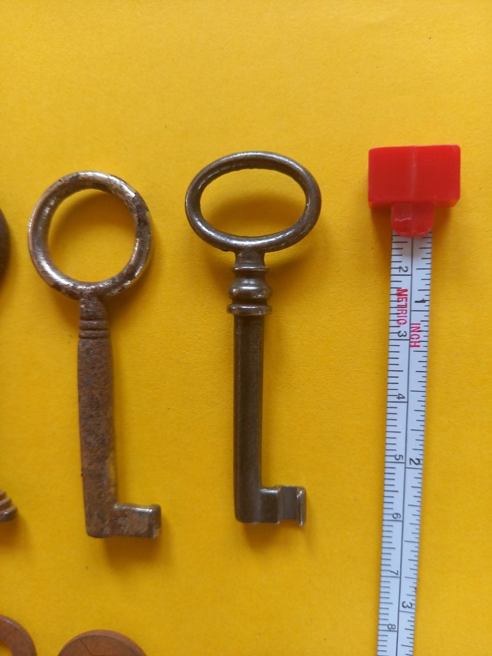 Chiavi: Lot de 10 diverses anciennes clefs – Usato da Rossens FR venduto da Souris1 7