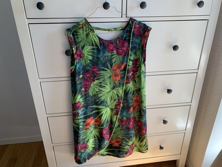 Light colorful dress XS 🌴