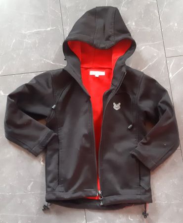 Coole Kinder Softshelljacke Gr. 116 schwarz/rot