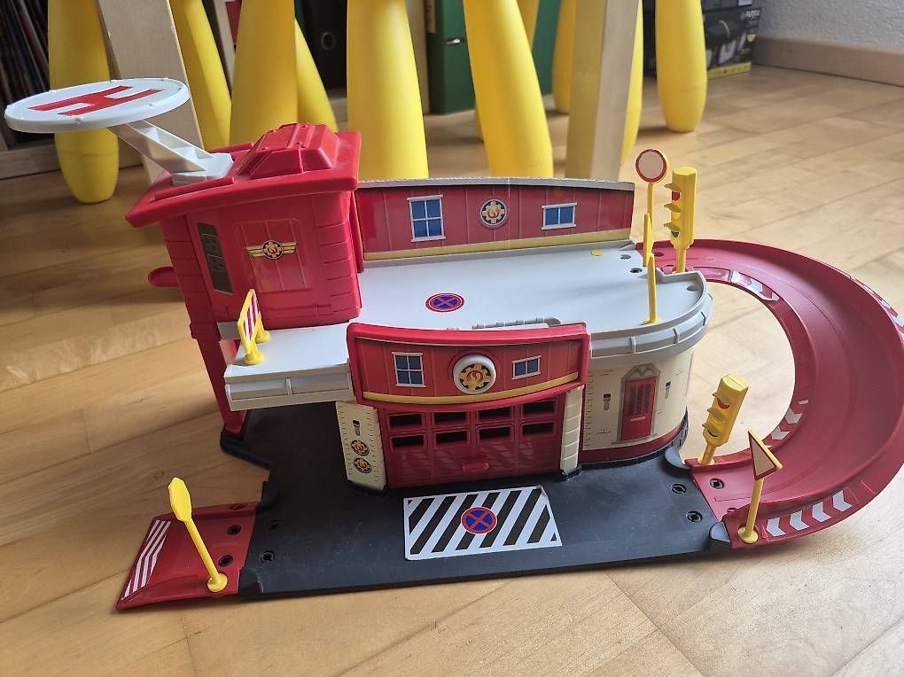Giocattoli: Feuerwehrstation Sam – Usato da Hefenhofen venduto da awbeat 3