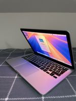MacBook Pro 13 i5, 8GB RAM, 256GB ssd