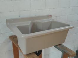 Waschbecken Romay mit Abflussrohr