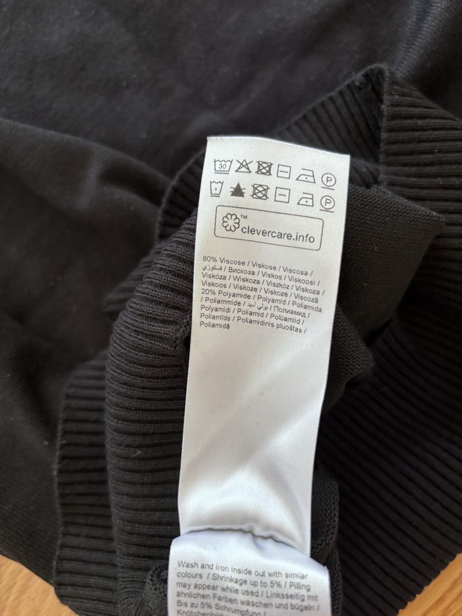 Pulls & Sweat-shirts: Pullover Saint XS – D'occasion à Rüschlikon par cloudy_scotch 3