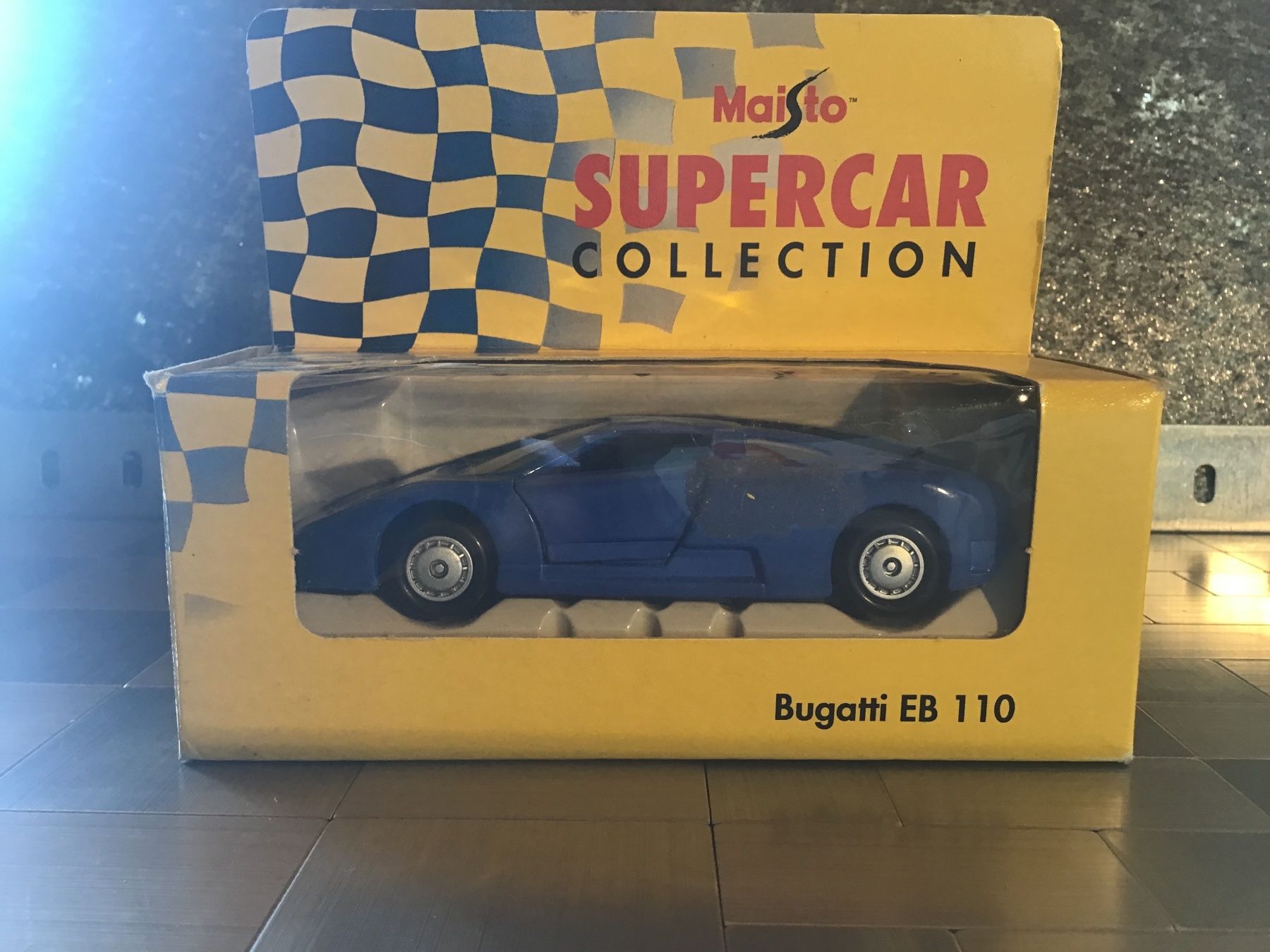 Maisto Modellini d'auto: MAISTO SUPERCAR COLLECTION  BUGATTI EB 110 – Usato da Männedorf venduto da Spezial-Modelle 4