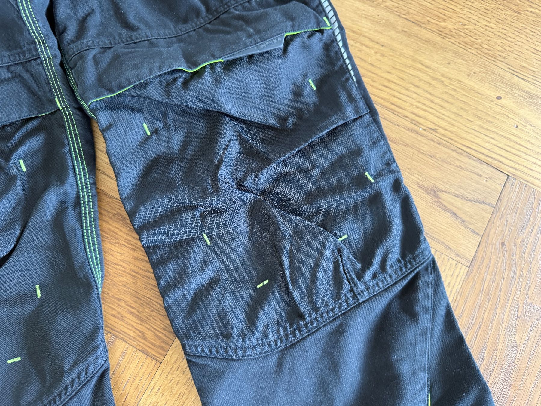 Engelbert Strauss Pantalons: Herren Engelbert Strauss Hose, Größe 46 E. S. Motion 2020 – D'occasion à Ennetbaden par mapa05 4