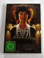 DAS HALSBAND DER KÖNIGIN - Hilary Swank
