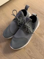 Nike Damen Sportschuh 44