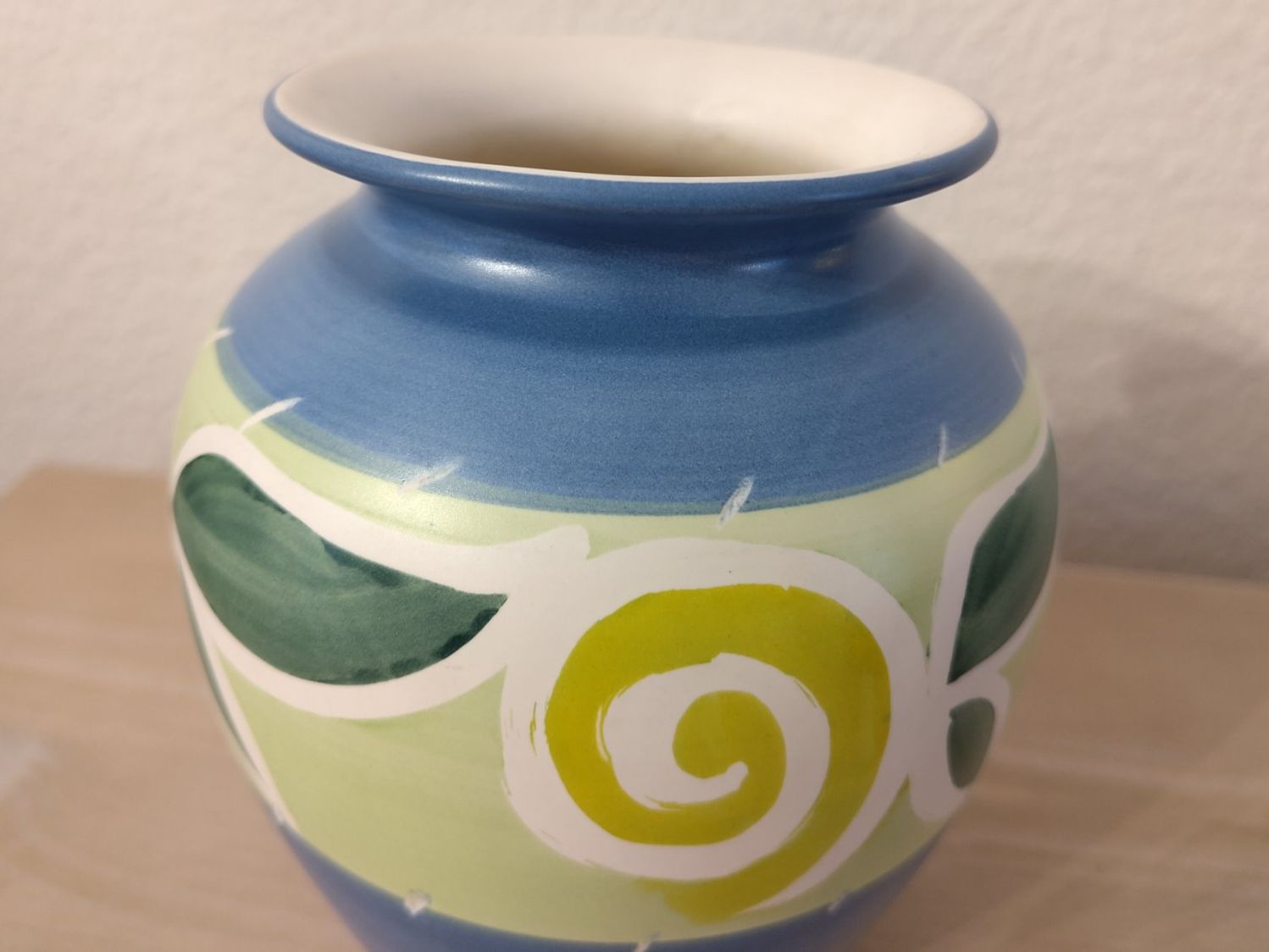 Vasen & Gefässe: Handbemalte Vase mit floralem Dekor – Gebraucht aus Möhlin von MeisterHora 8