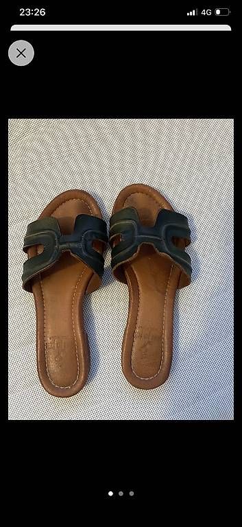 Scarpe da donna: Leder-Pantoletten Gr. 38  Dunkelgrün – Usato da Rorschach venduto da Lauraq12