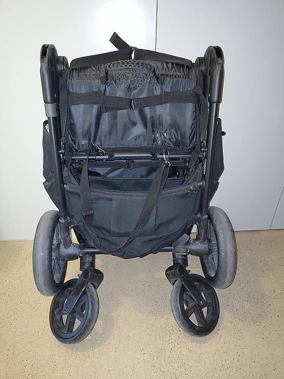 Carrozzine: Kinderwagen/Buggy Mast M4 – Usato da Zürich venduto da ZHK 1