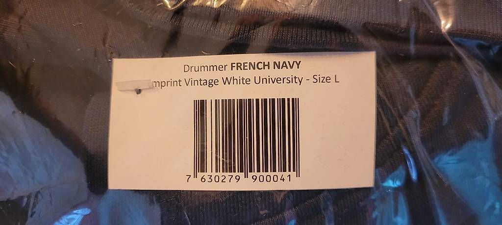 Maglioni & Felpe: Kapuzenpullover French Navy Neu – Nuovo e nell'imballaggio originale da Hinterkappelen venduto da Betla 1