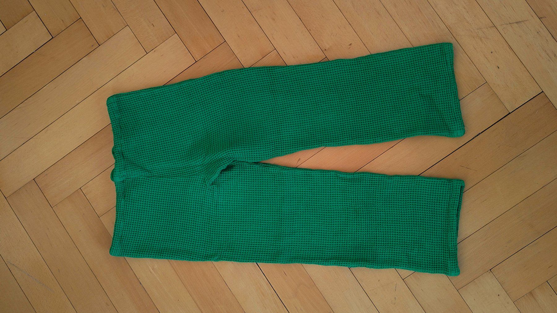 Hosen: Pantalon vert LA VESTE – Gebraucht aus Lausanne von clog 4