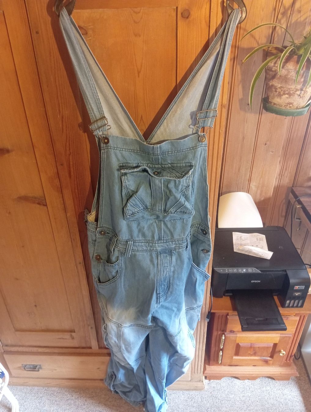 Pantalons: latzhose peviani – D'occasion à Sagogn par ThatsIit