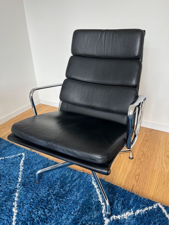 Eames Vitra Soft Pad Chair EA 215 Kaufen auf Ricardo