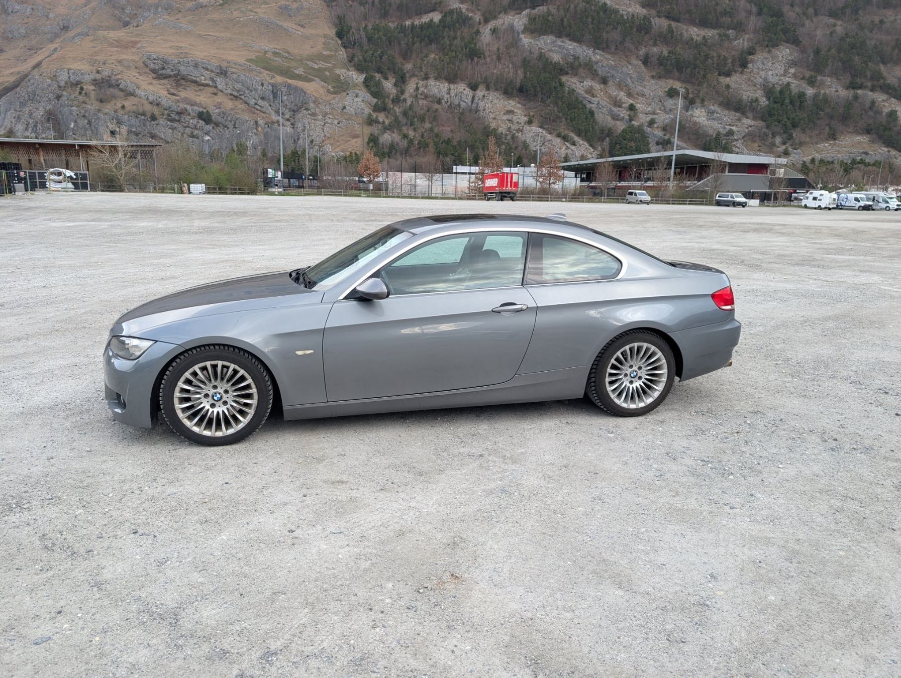 BMW Automobili: BMW 325xi Coupé – Usato da Chur venduto da Bananajoe13 2