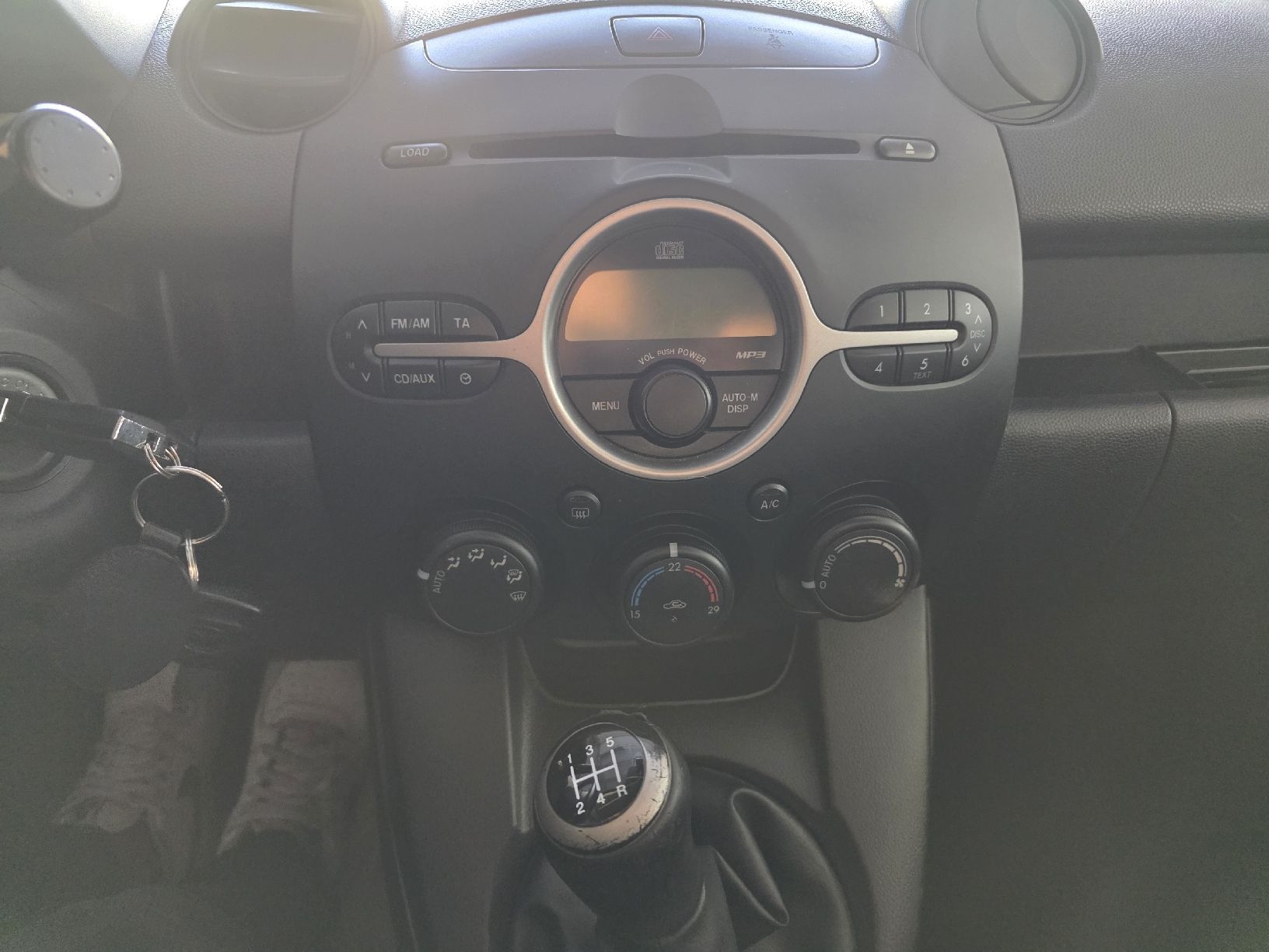 Mazda Autos: mazda 2 – Gebraucht aus Fully von inf_x75l 7