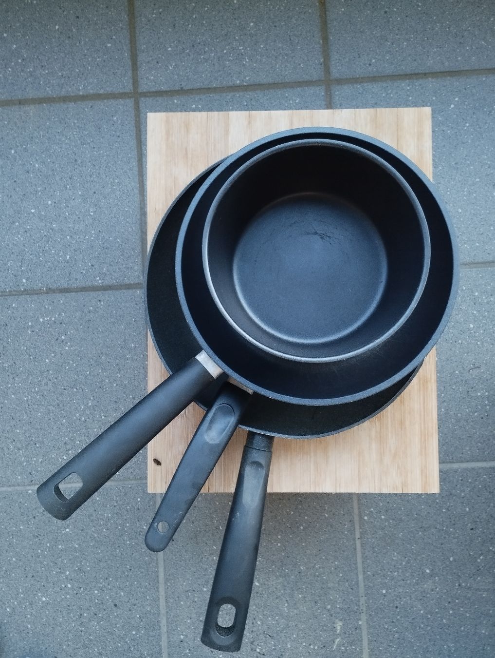Padelle: Set of 5 Pans – Usato da Wallisellen venduto da ire_z2yn