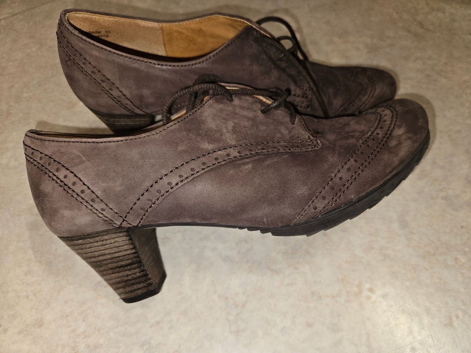 Damenschuhe: Damenschuh – Gebraucht aus Hünenberg von lexli06 1
