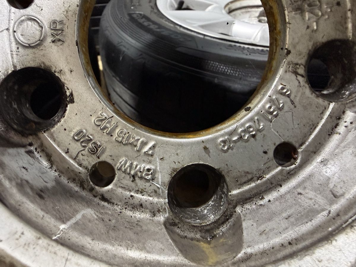Pneumatici & Ruote complete: 15 Zoll – Usato da Gisikon venduto da SKR-F10 9