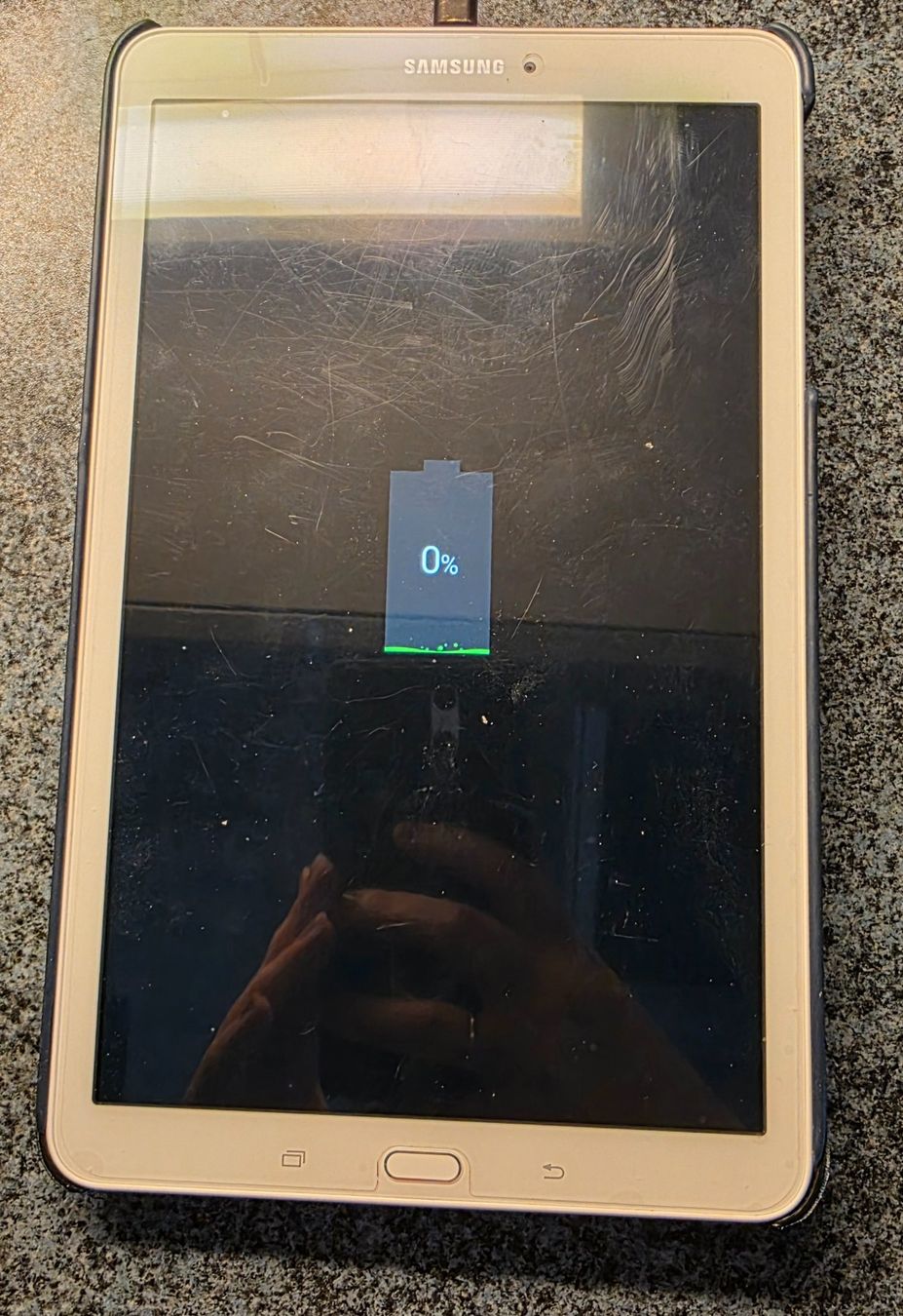 Samsung Tablet PC: Samsung Galaxy Tab E Tablet – Gebraucht aus Krattigen von reb_b5ly 4