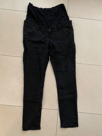 Umstandsjeans, schwarz, Gr. 33/34 mamalicious