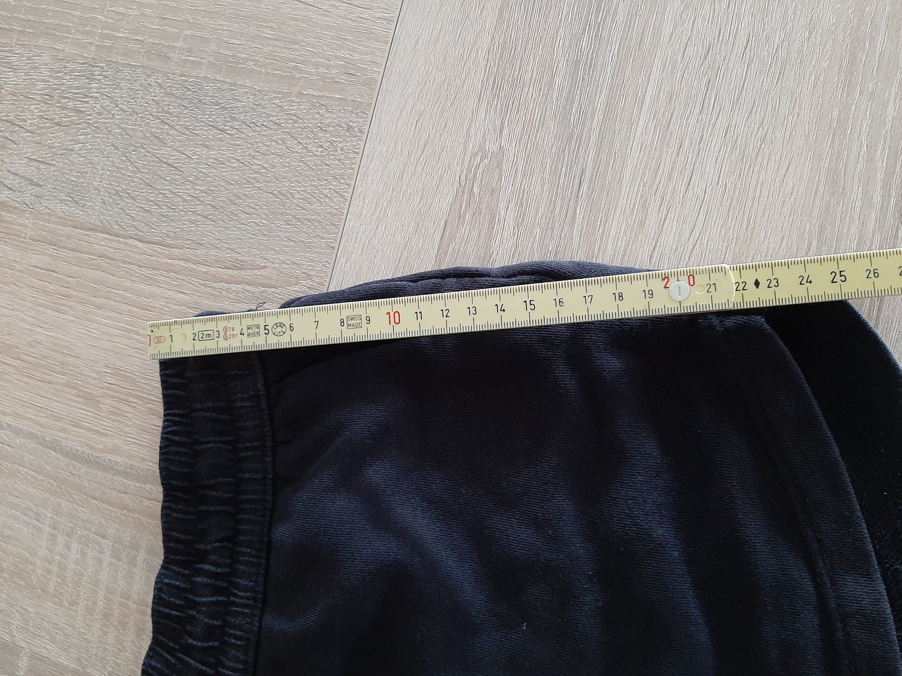 H&M Pantaloni: Kurze Hose schwarz, Basic H&M, Gr. S – Usato da Menziken venduto da Rien1 3