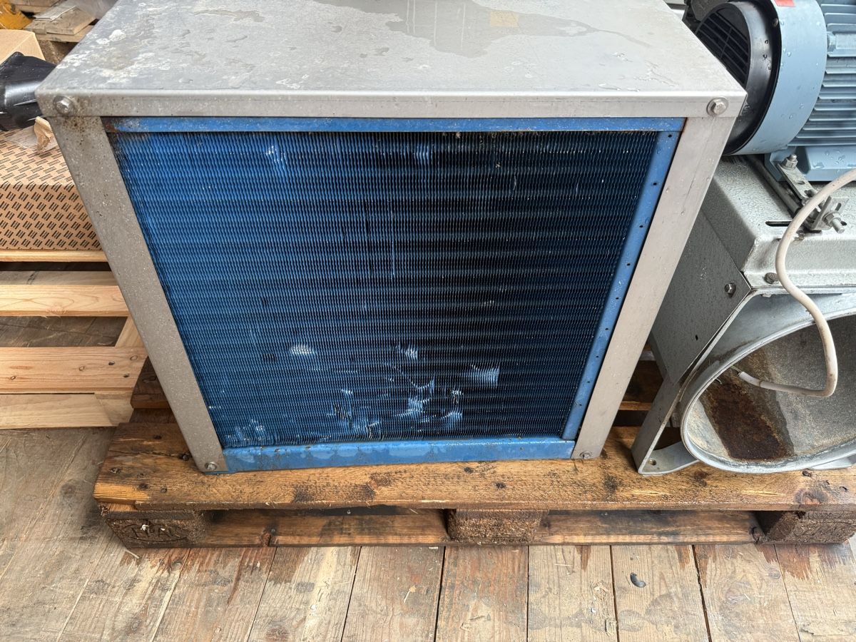 Delaval Équipements de traite: Delaval Milchtank 1030l – D'occasion à Werdenberg par coci86 3