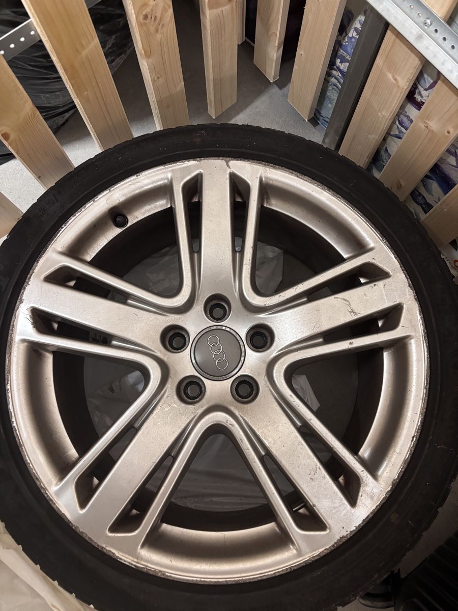 Audi Felgen: Audi A3 Felgen mit neuen Sommerpneu – Gebraucht aus Emmenbrücke von Bruhae